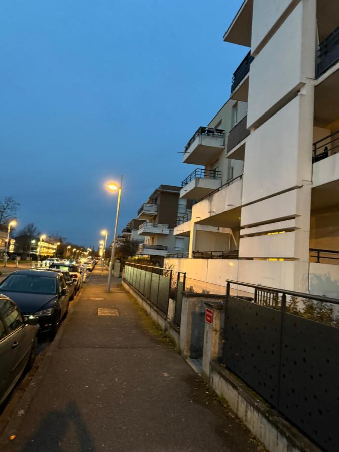 Appartement Calme Avec Balcon, A 4Km Du Centre, Parking, Wi-Fi, Netflix Gratuit Strasburg Zewnętrze zdjęcie